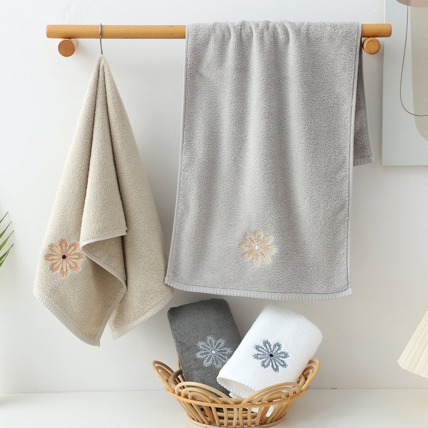 Color Mixing 4-Pack Elegant Floral Embroidered Cotton Hand Towels - Ultra Soft & Absorbent